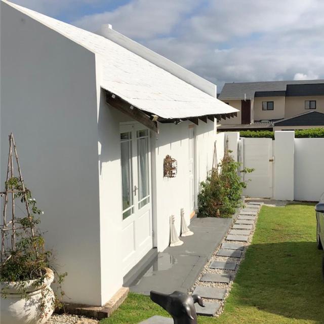 De La Fontaine Guest Cottage And Pool View Luxury Suite Plettenberg Bay Extérieur photo