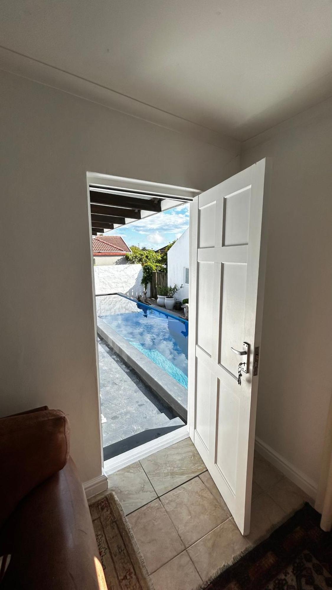 De La Fontaine Guest Cottage And Pool View Luxury Suite Plettenberg Bay Extérieur photo